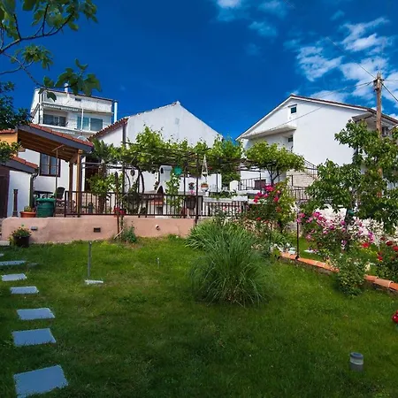 Borna Holiday home *